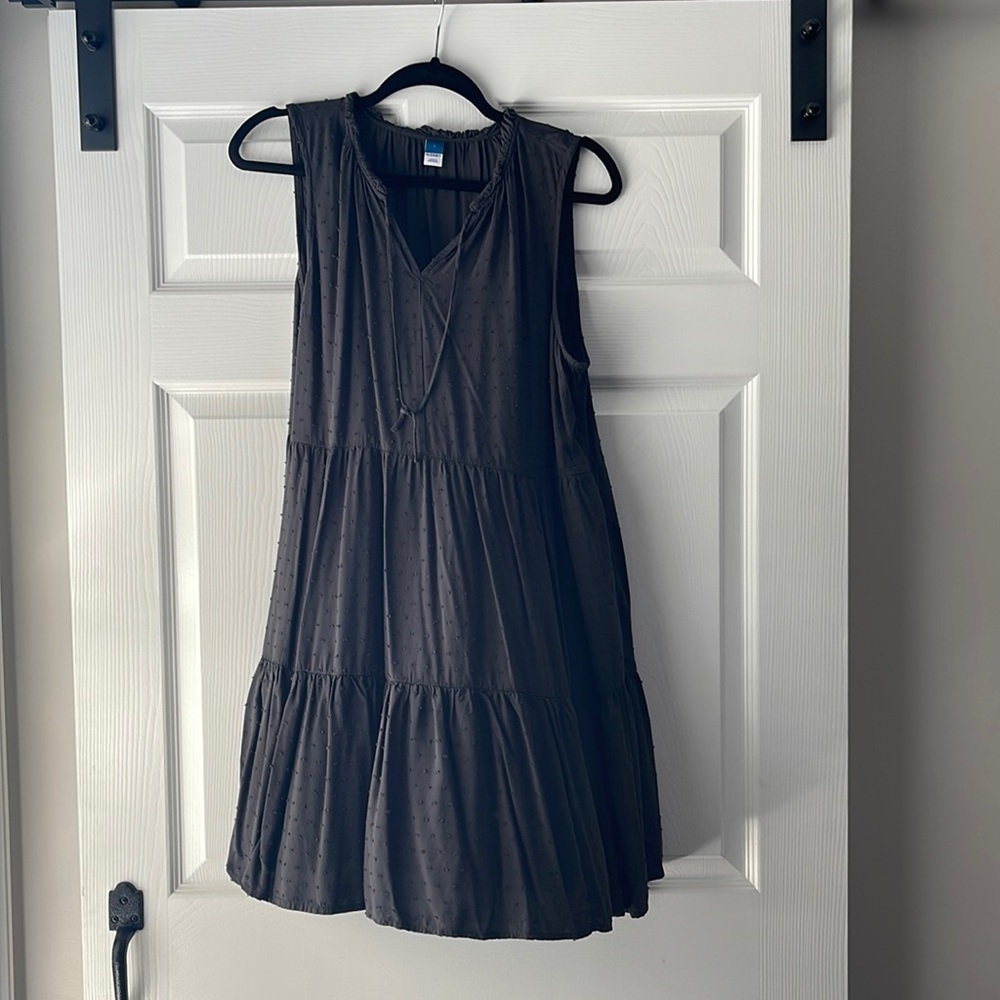 Sleeveless tiered dress